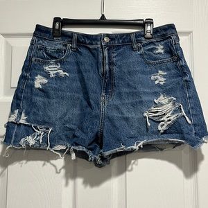 american eagle distressed denim shorts